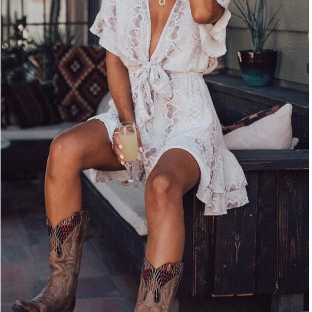 Corral Western Boots.  Beautiful black cutouts. - Picture 13 of 13